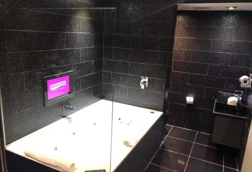 בית מלון כפרי Signature Living Apart