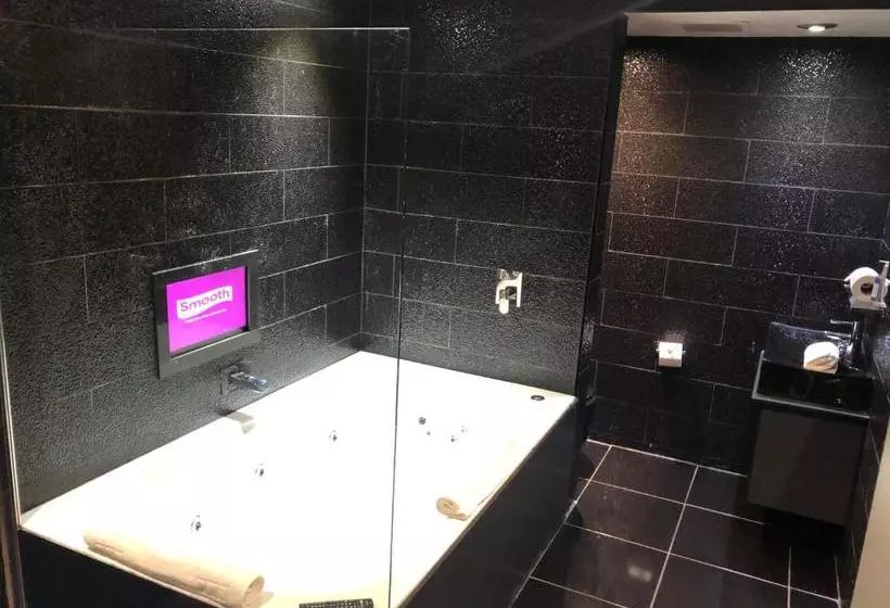 Отель Signature Living Apart