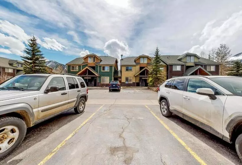 酒店 Tarn Landing B7