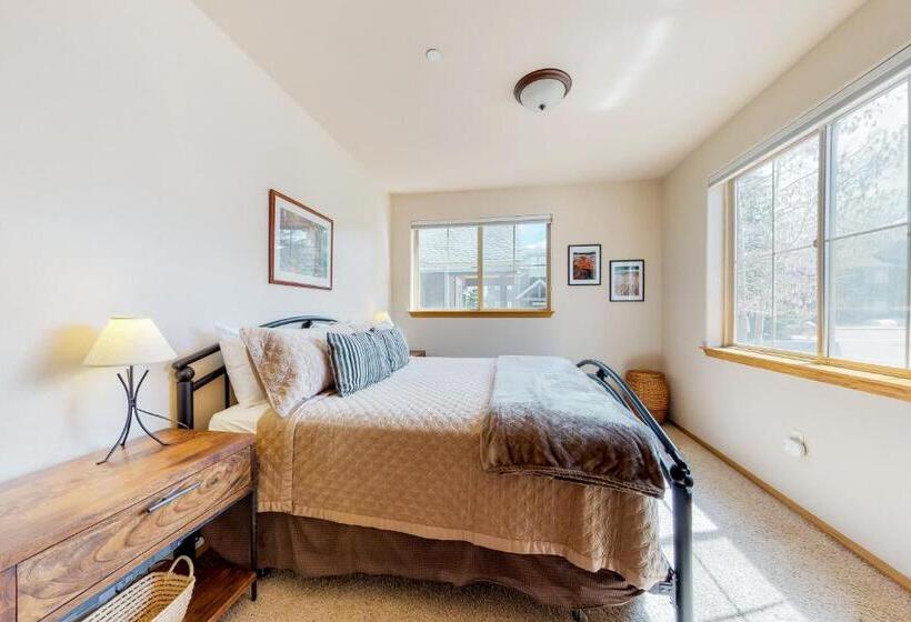 בית מלון כפרי Tarn Landing B7