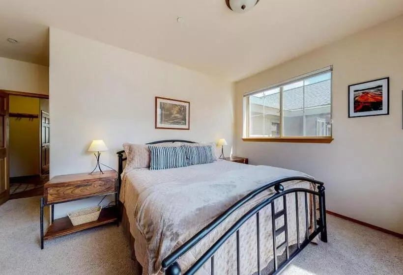 酒店 Tarn Landing B7