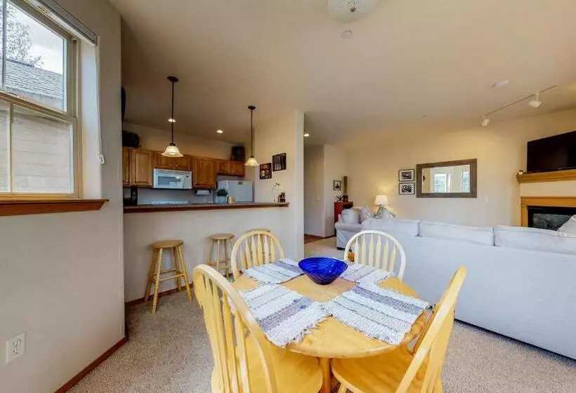 酒店 Tarn Landing B7