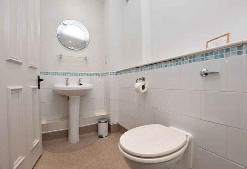 酒店 The Halford Bridge Inn