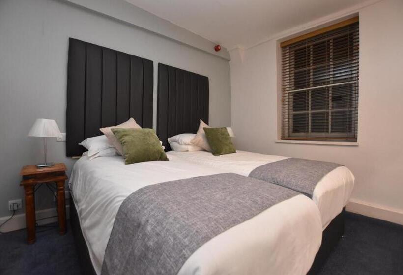 酒店 The Halford Bridge Inn