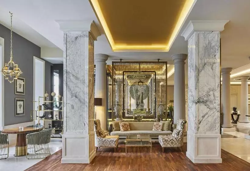 هتل Titanic Gendarmenmarkt Berlin