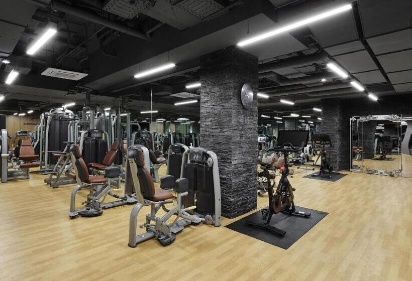 فندق Titanic Gendarmenmarkt Berlin