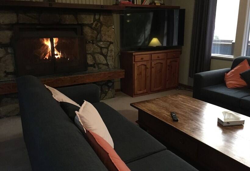 호텔 Winterhaus Lodge Thredbo Village