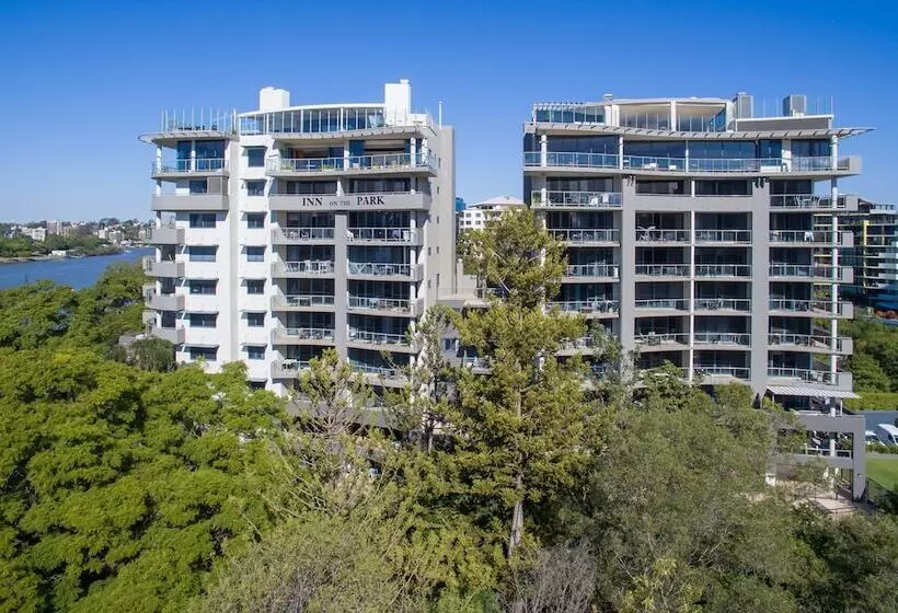 Inn On The Park Apartments