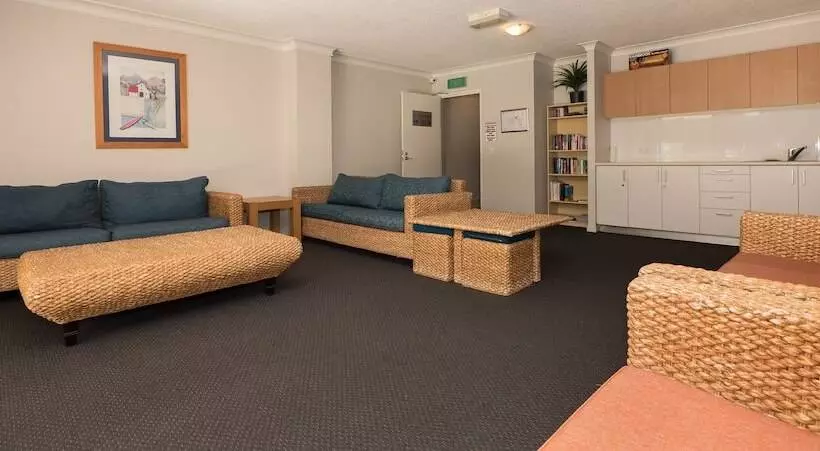 Inn On The Park Apartments