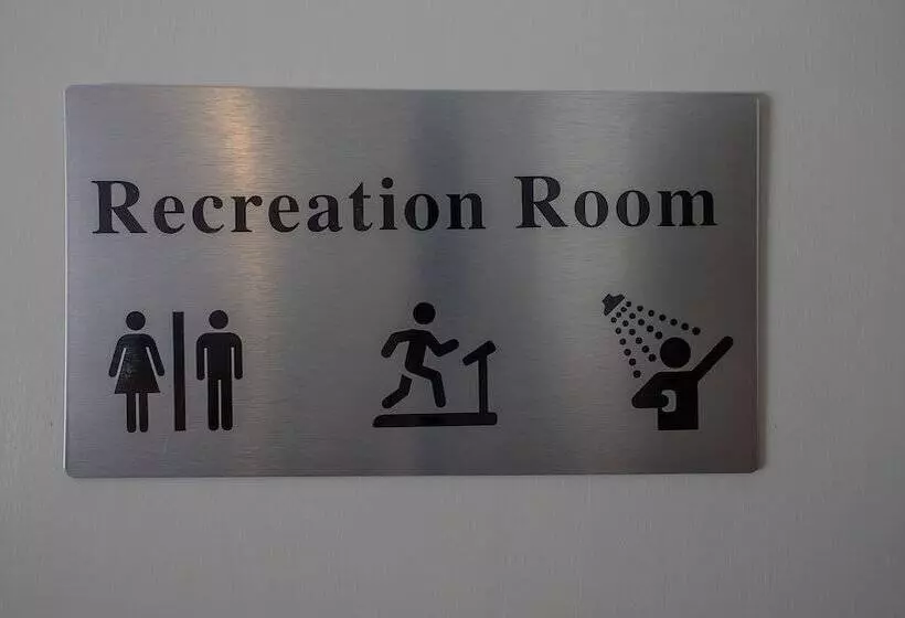 Inn On The Park Apartments