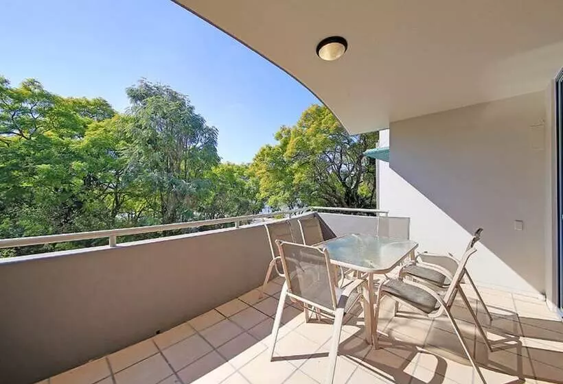 Inn On The Park Apartments