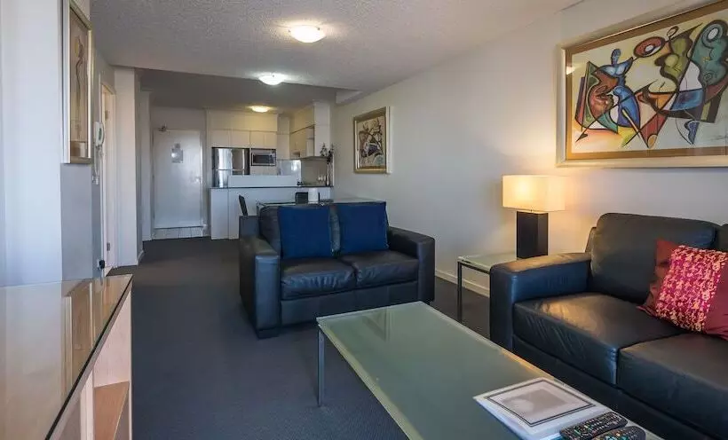 Inn On The Park Apartments