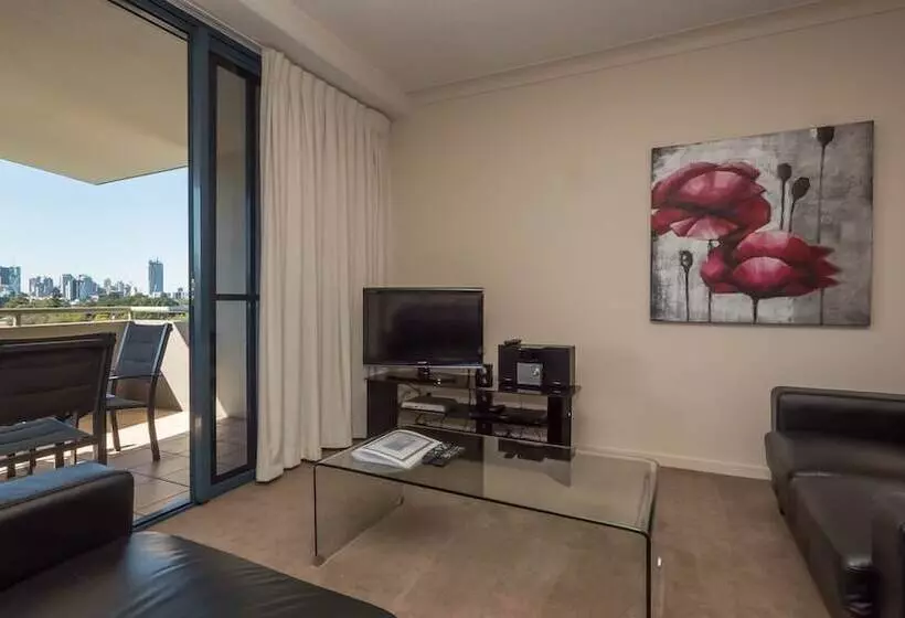 Inn On The Park Apartments