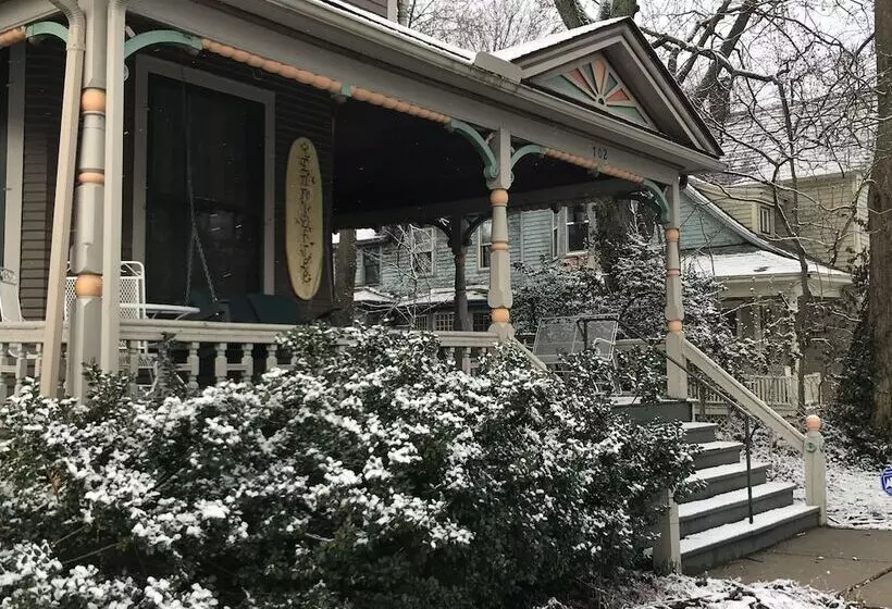 Innisfree Bed & Breakfast