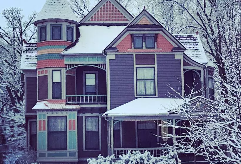 Innisfree Bed & Breakfast