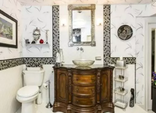 Matthews Manor Bed & Breakfast