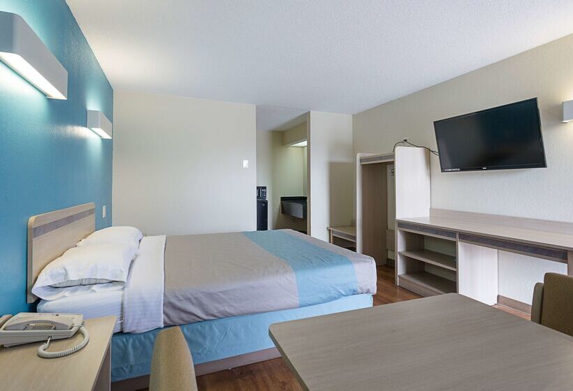 Motel 6 Bells, Tn   Brownsville