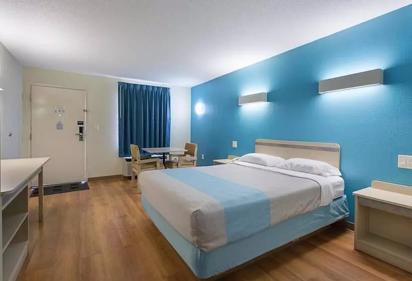 Motel 6 Bells, Tn Brownsville