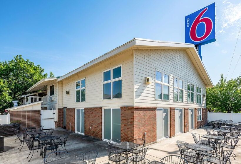 Motel 6 Clarkston Wa