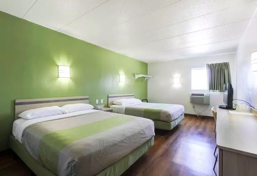 Motel 6 Portland, Me