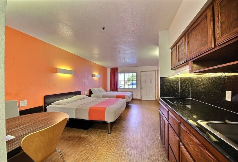 Motel 6edinburg, Tx
