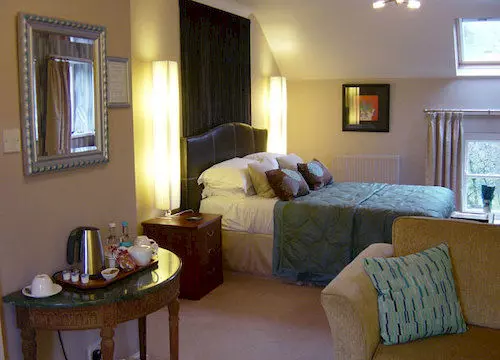 Majatalo West Vale Country House