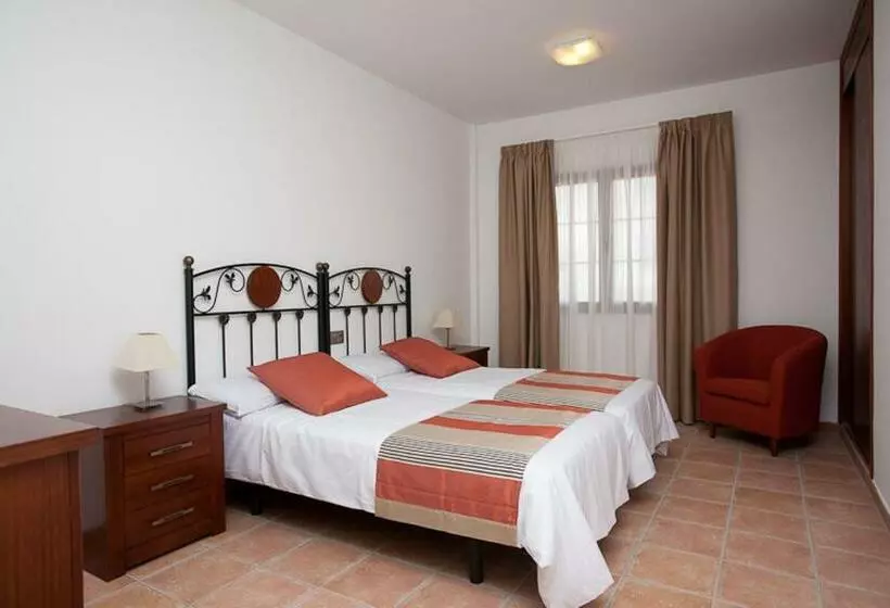 Курорт Villas & Apartamentos Tao Mazo