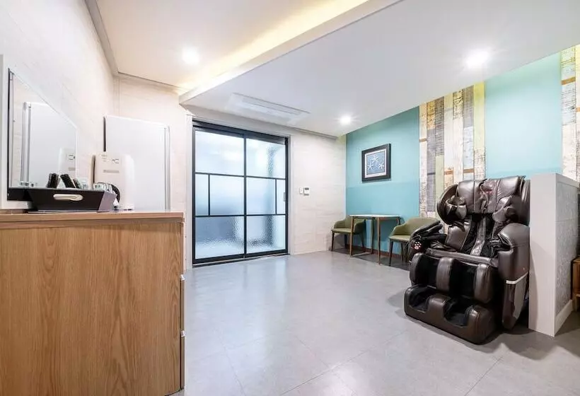 Gimje Toms Drive In Self Check In Motel