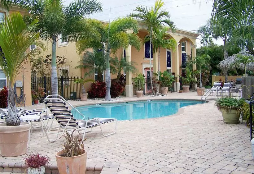 Coconut Villas Of Dunedin