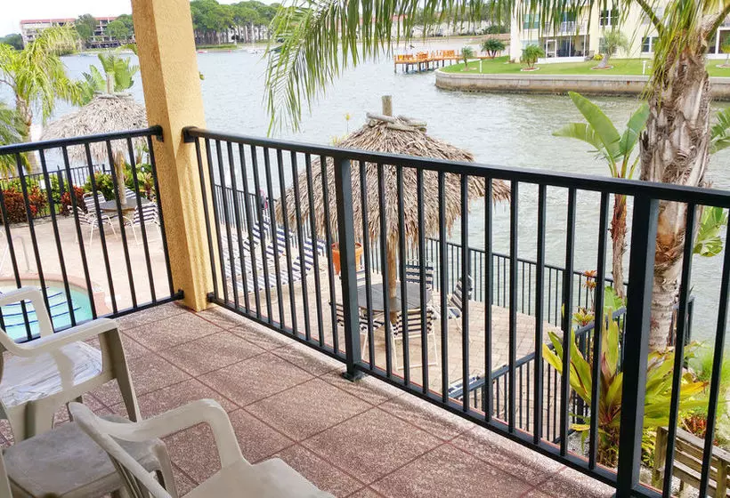 Coconut Villas Of Dunedin