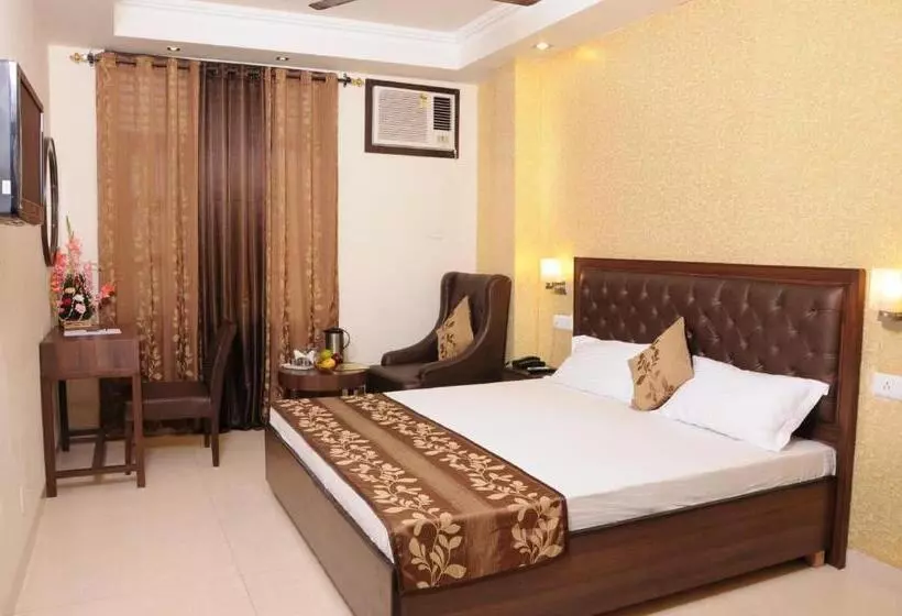 هتل Diamond Inn