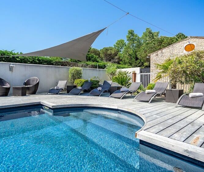 فندق Elegance Suites