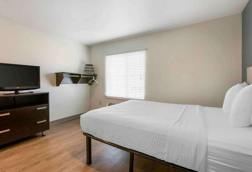 בית מלון כפרי Extended Stay America Select Suites  Phoenix  North