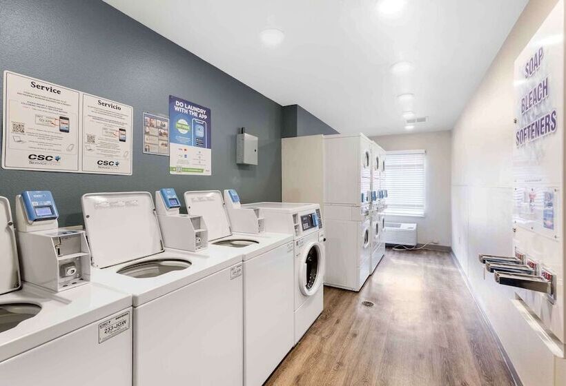 בית מלון כפרי Extended Stay America Select Suites  Phoenix  North