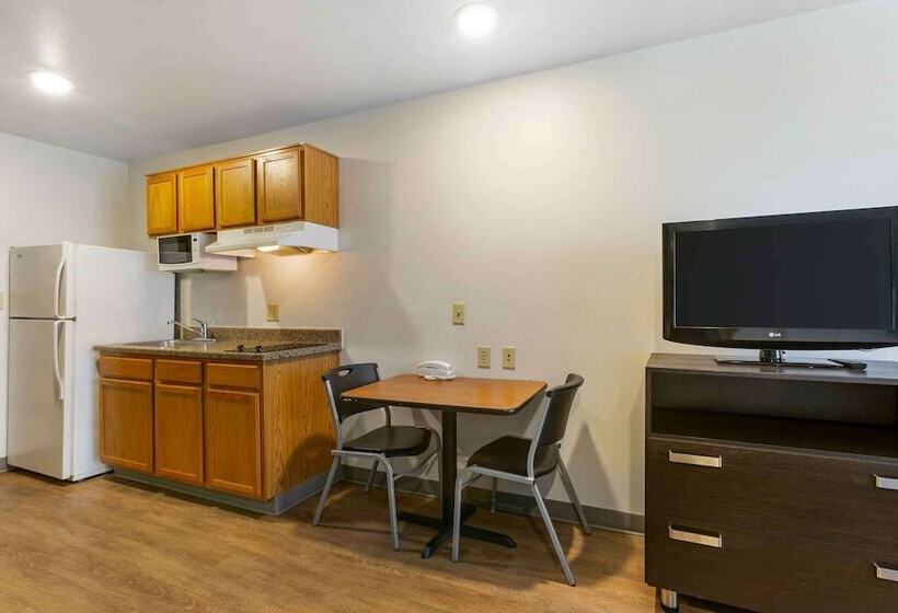 בית מלון כפרי Extended Stay America Select Suites  Phoenix  North