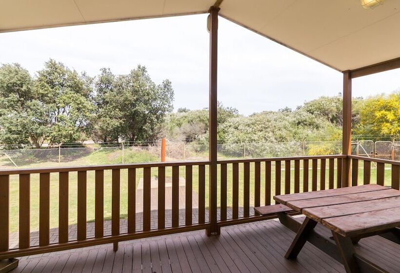 فندق Birubi Beach Holiday Park