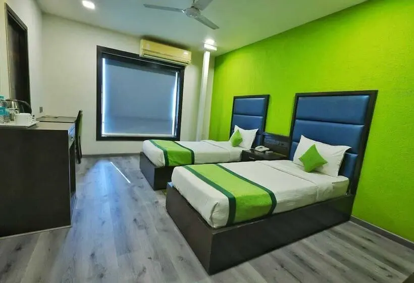 Hotelli Ginger Ahmedabad Satellite