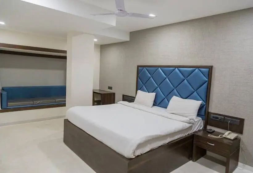 Hotelli Ginger Ahmedabad Satellite