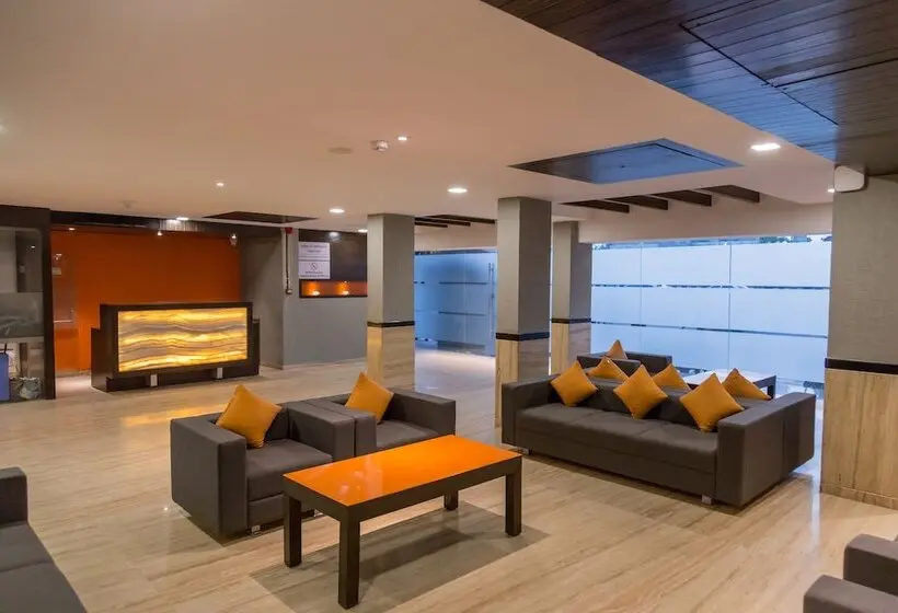 Hotelli Ginger Ahmedabad Satellite