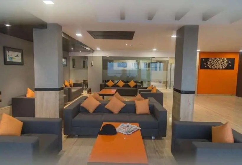Hotelli Ginger Ahmedabad Satellite
