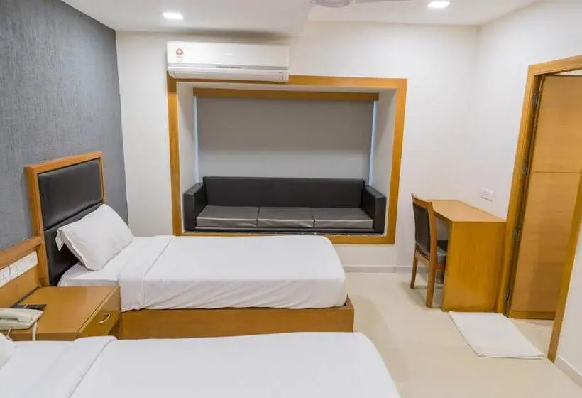 Hotelli Ginger Ahmedabad Satellite