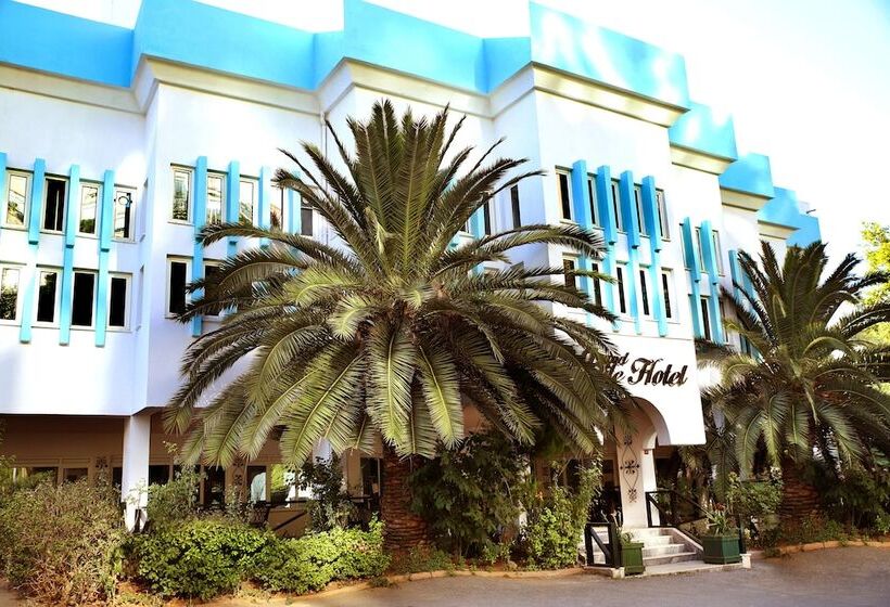 בית מלון כפרי Grand Sile