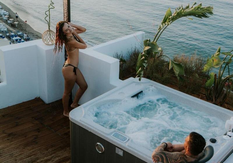 Отель Kahlua Boutique