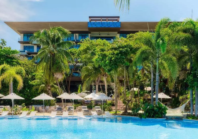 هتل Kimpton Grand Roatan Resort And Spa