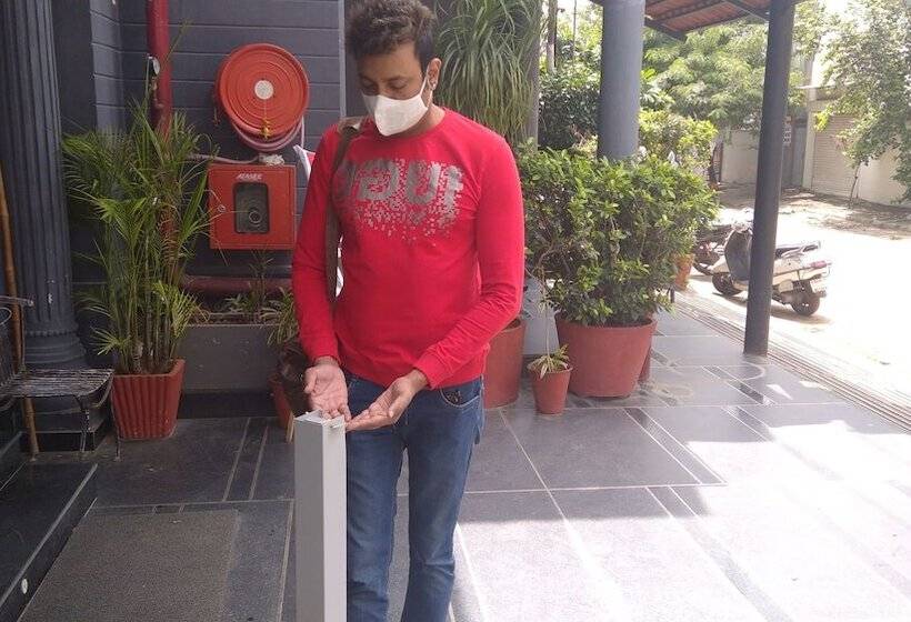 فندق Kings Corner