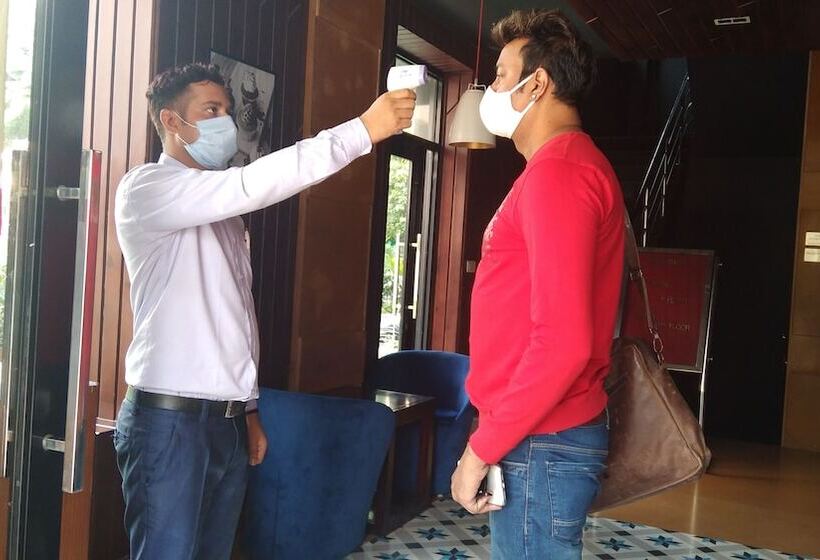 فندق Kings Corner