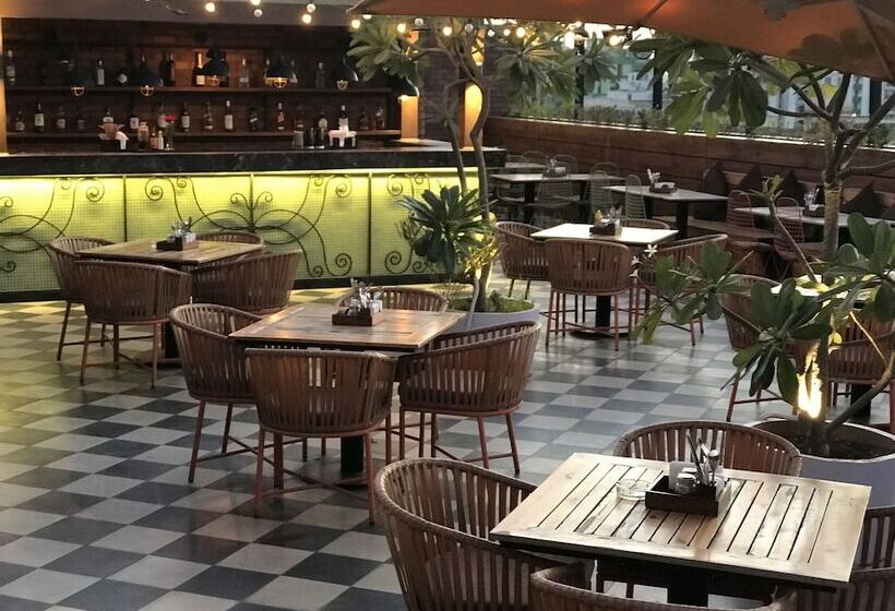 فندق Kings Corner