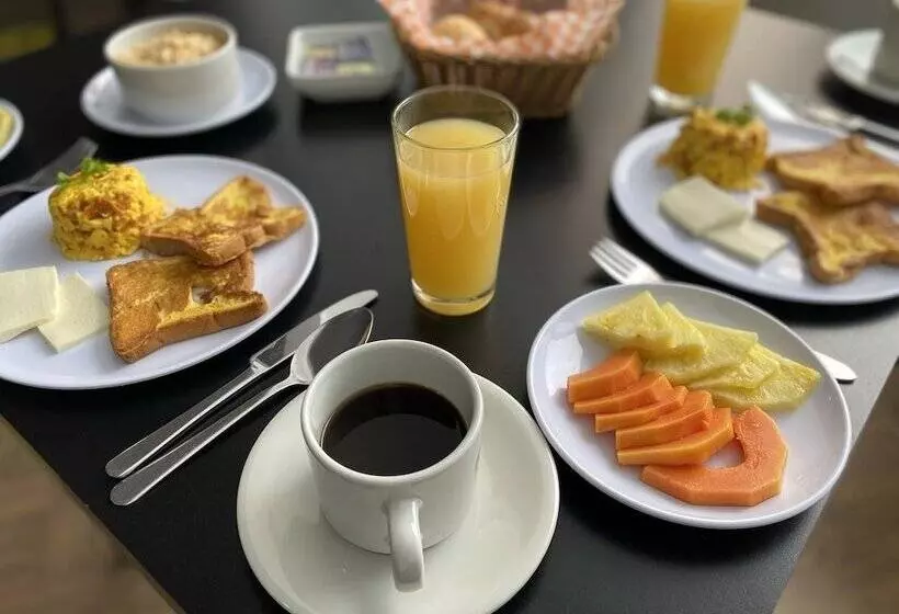 호텔 On Vacation Coral Flower