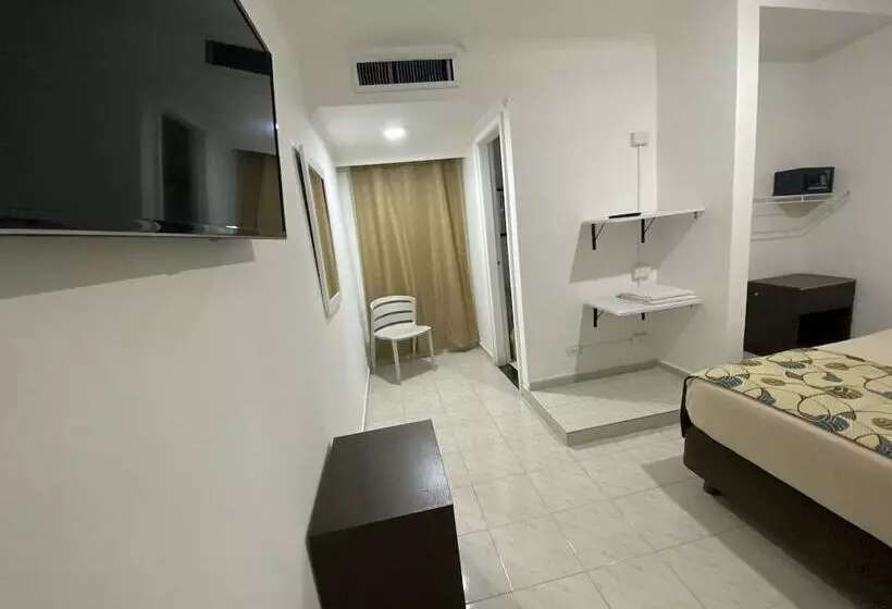 호텔 On Vacation Coral Flower