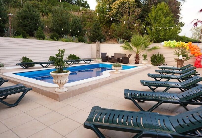 فندق Papaya Park